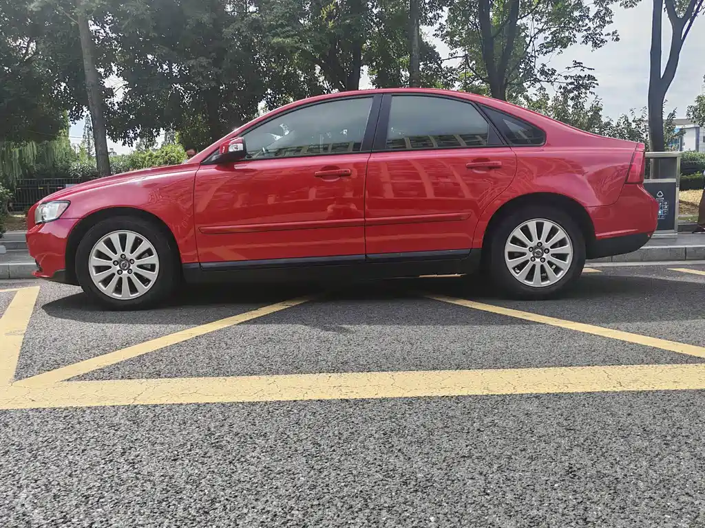 Volvo S40 — миниатюра 3