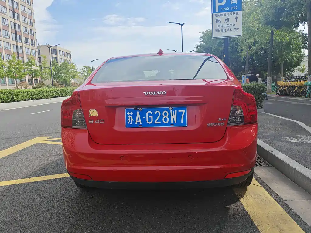Volvo S40 — миниатюра 5
