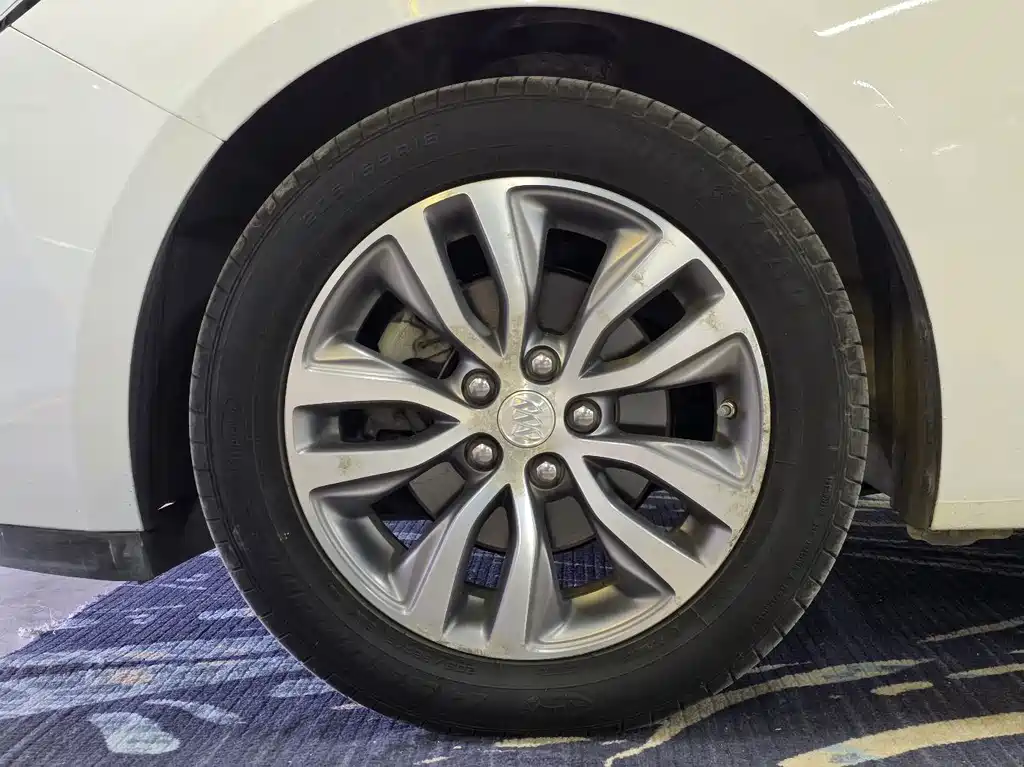 Buick Excelle — миниатюра 7