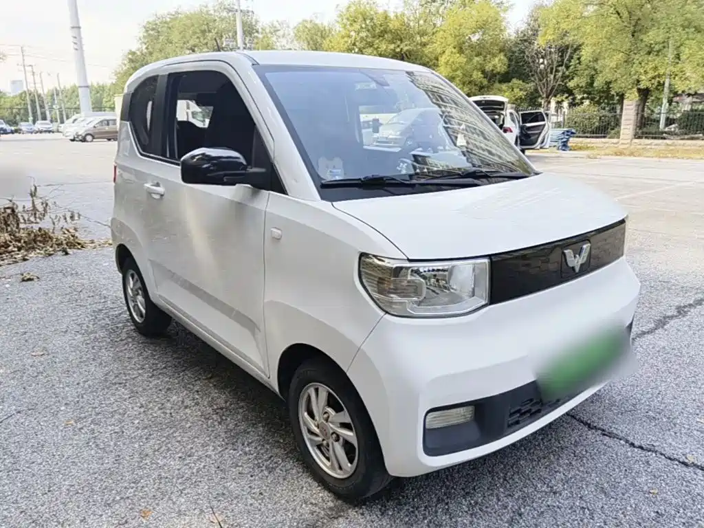 Wuling MINIEV — миниатюра 4