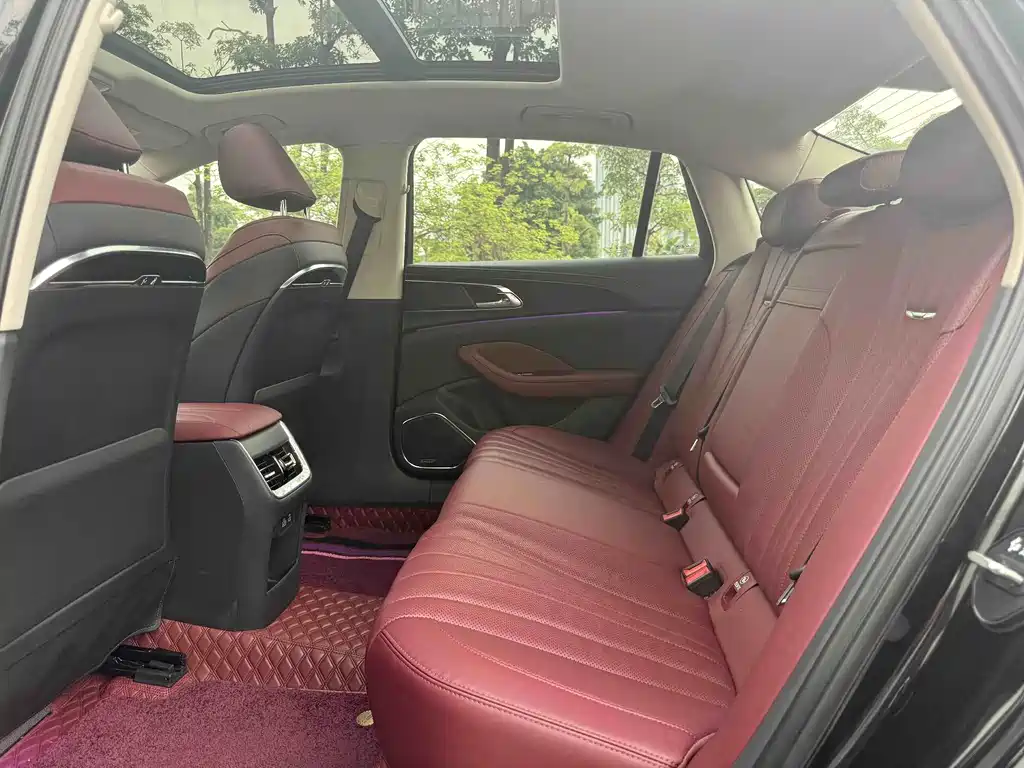 Hongqi Hongqi H5 — миниатюра 24