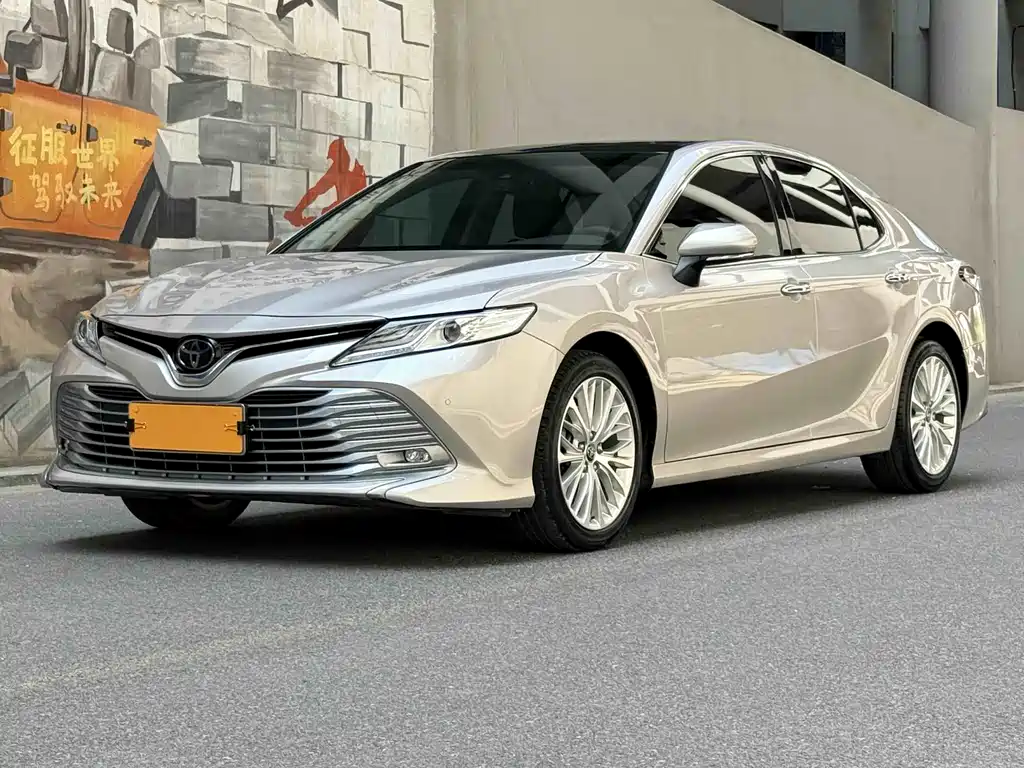 Toyota Camry 2019