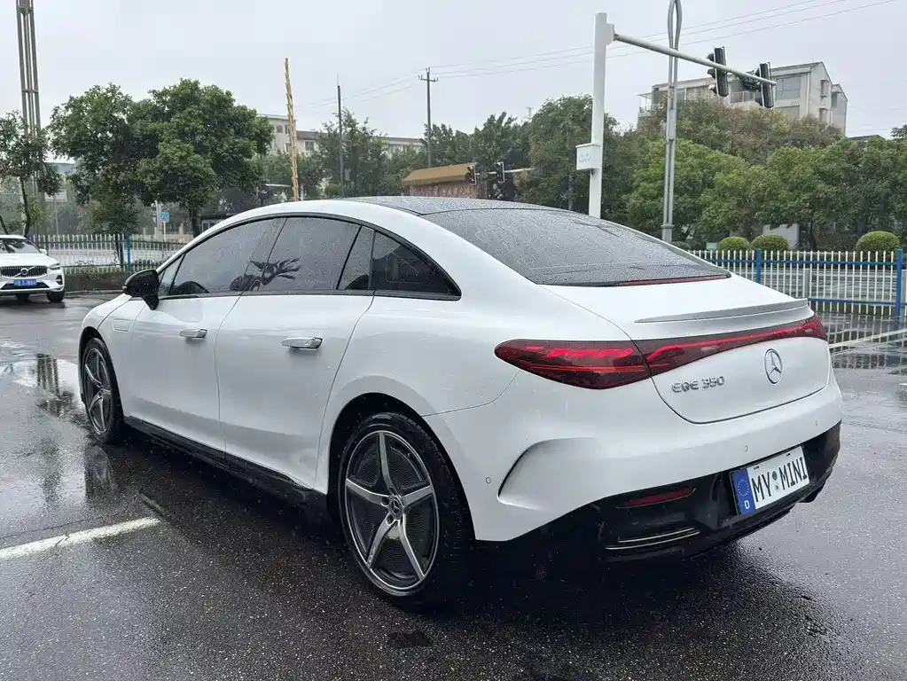 Mercedes-Benz EQE — миниатюра 4