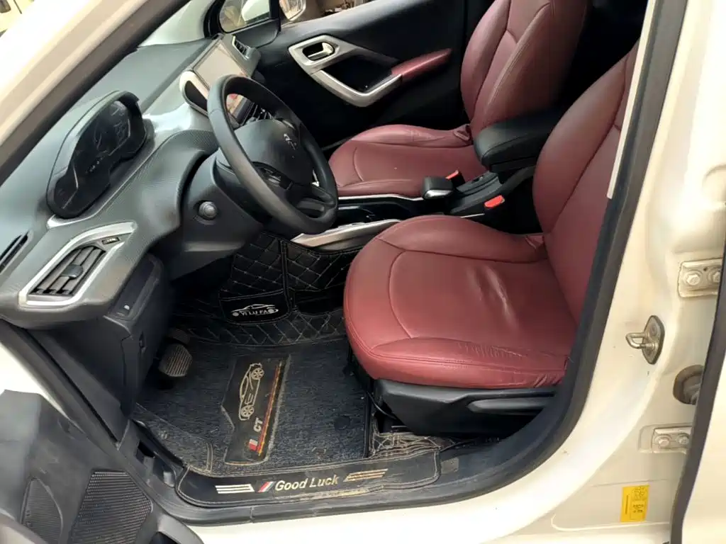 Peugeot 2008 — миниатюра 15