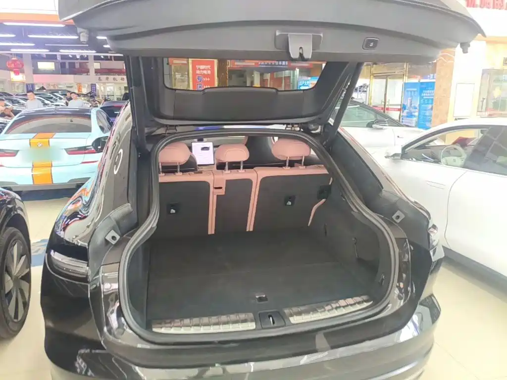 NIO EC6 — миниатюра 19
