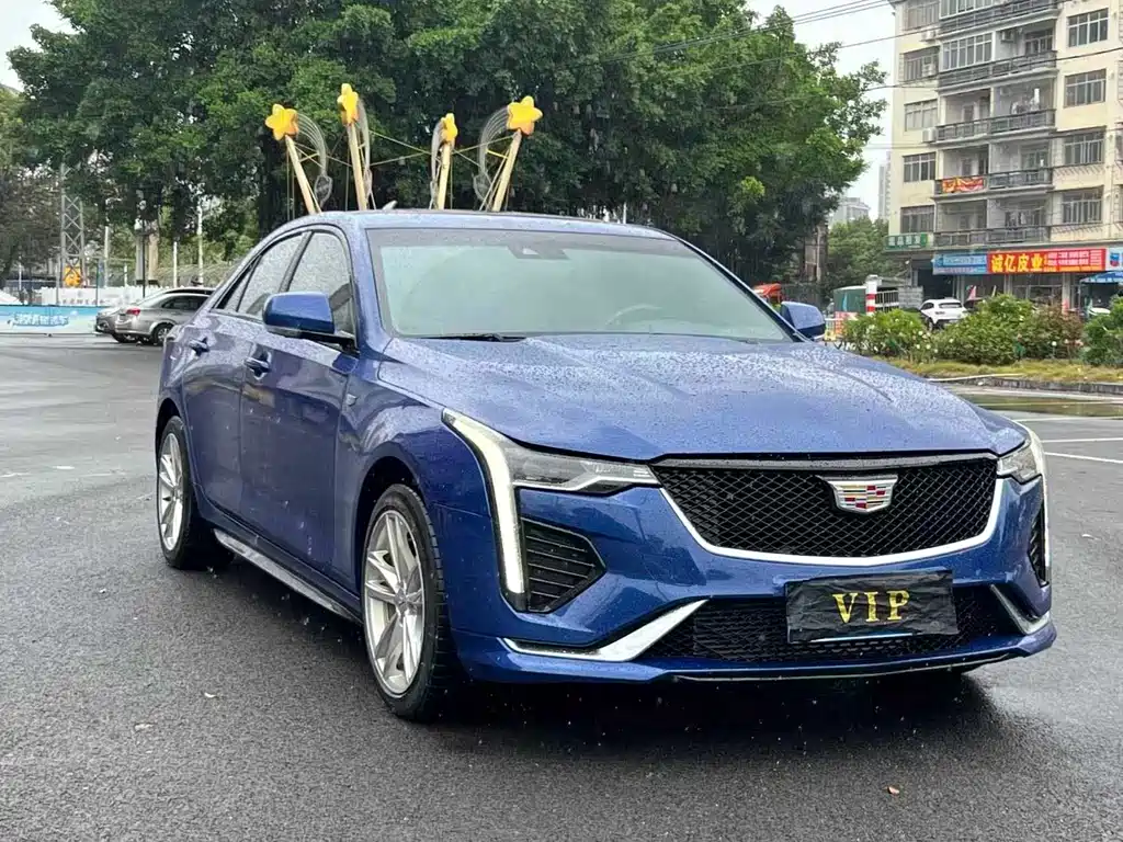 Cadillac CT4 2021 28T