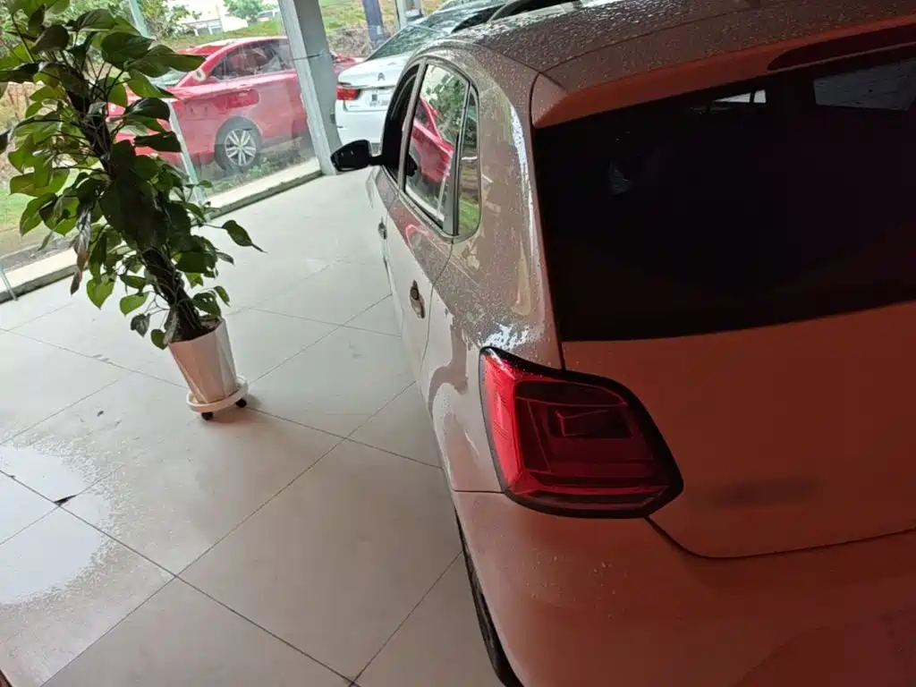 Volkswagen Polo — миниатюра 5