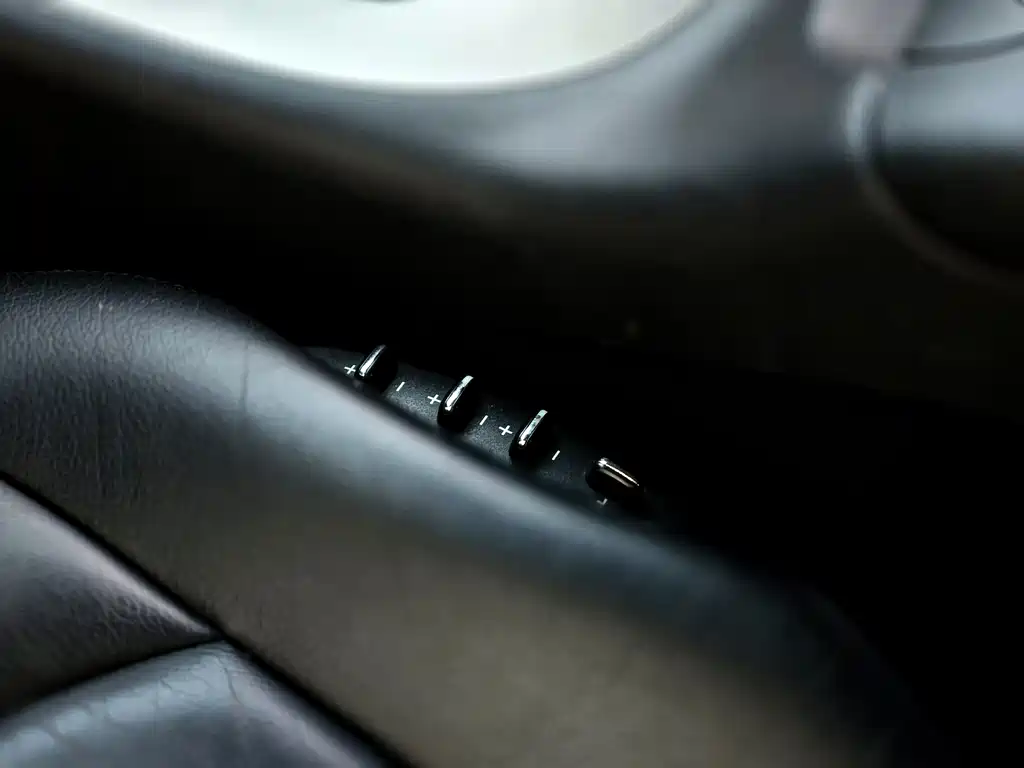 Mercedes-Benz CLK-Class — миниатюра 21