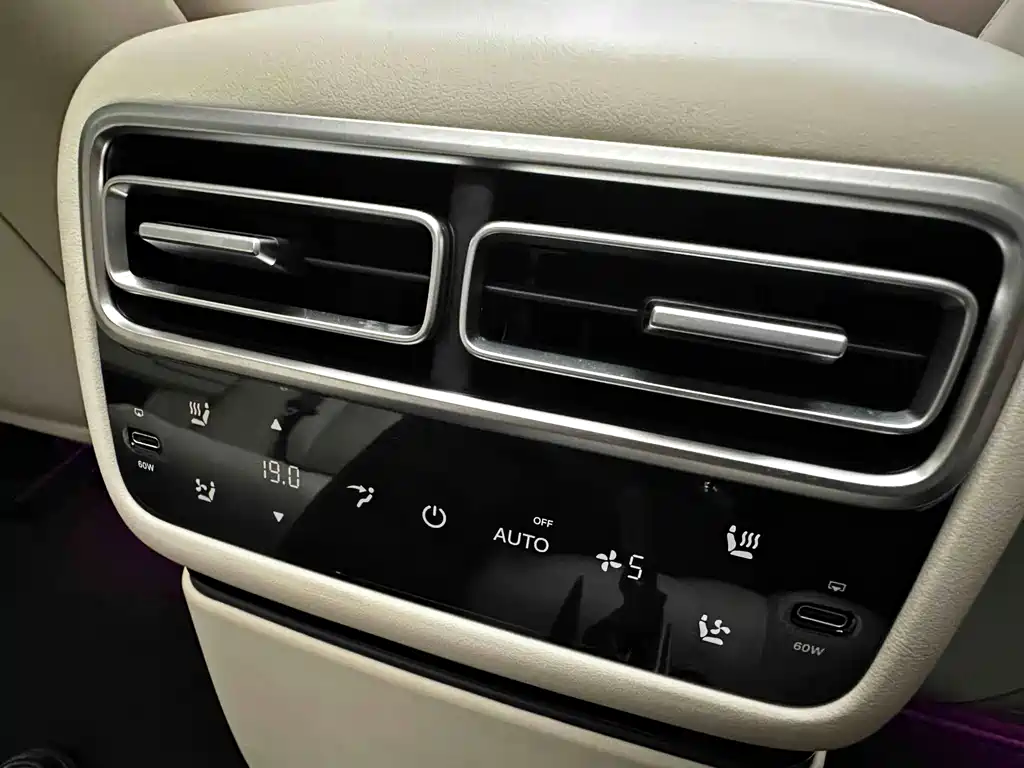 Li Auto Li L7 — миниатюра 26