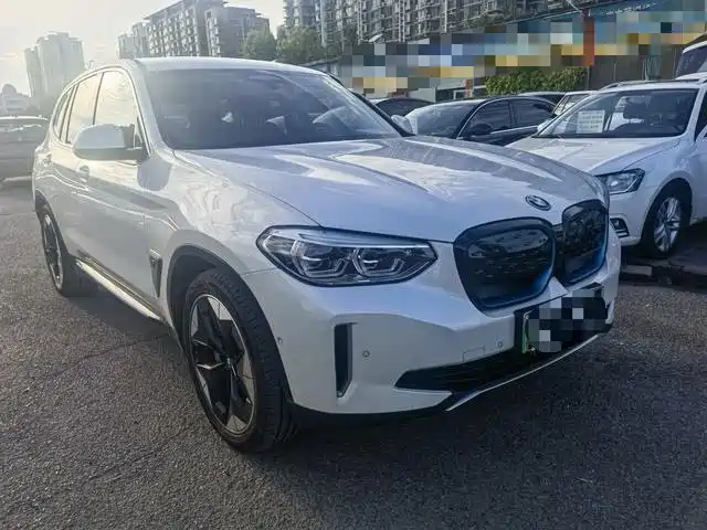 BMW iX3 — миниатюра 3