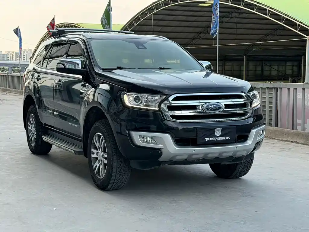 Ford Everest — миниатюра 3