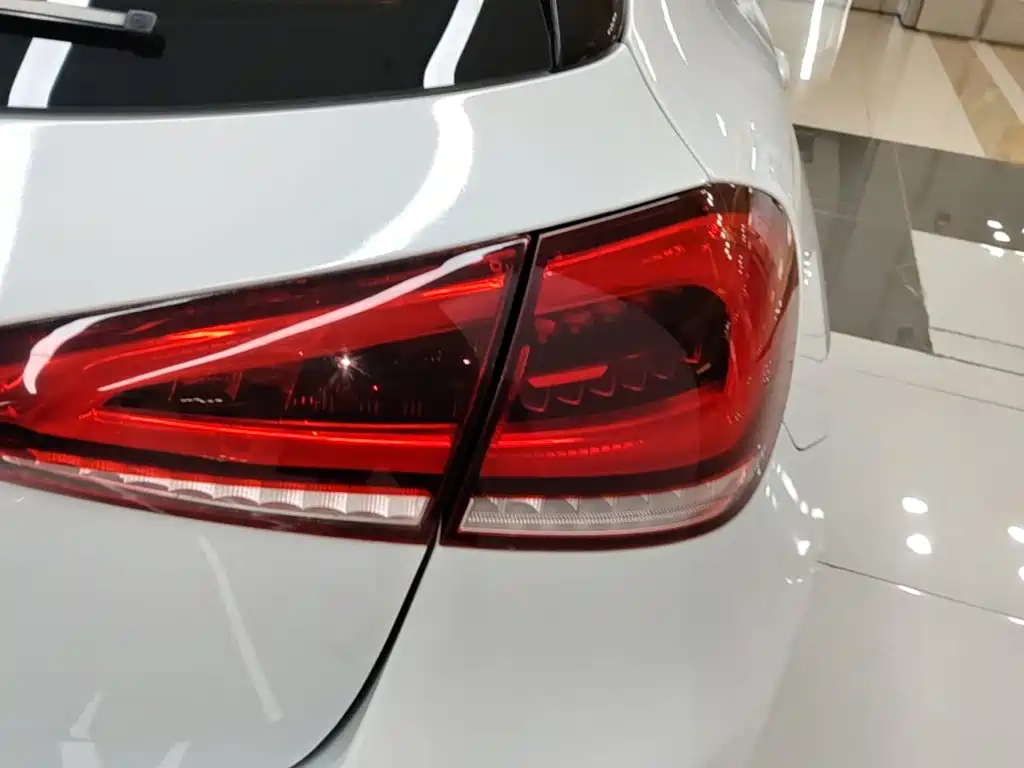 Mercedes-Benz A-Class (Import) — миниатюра 8
