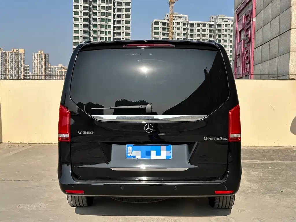 MERCEDES-BENZ V CLASS