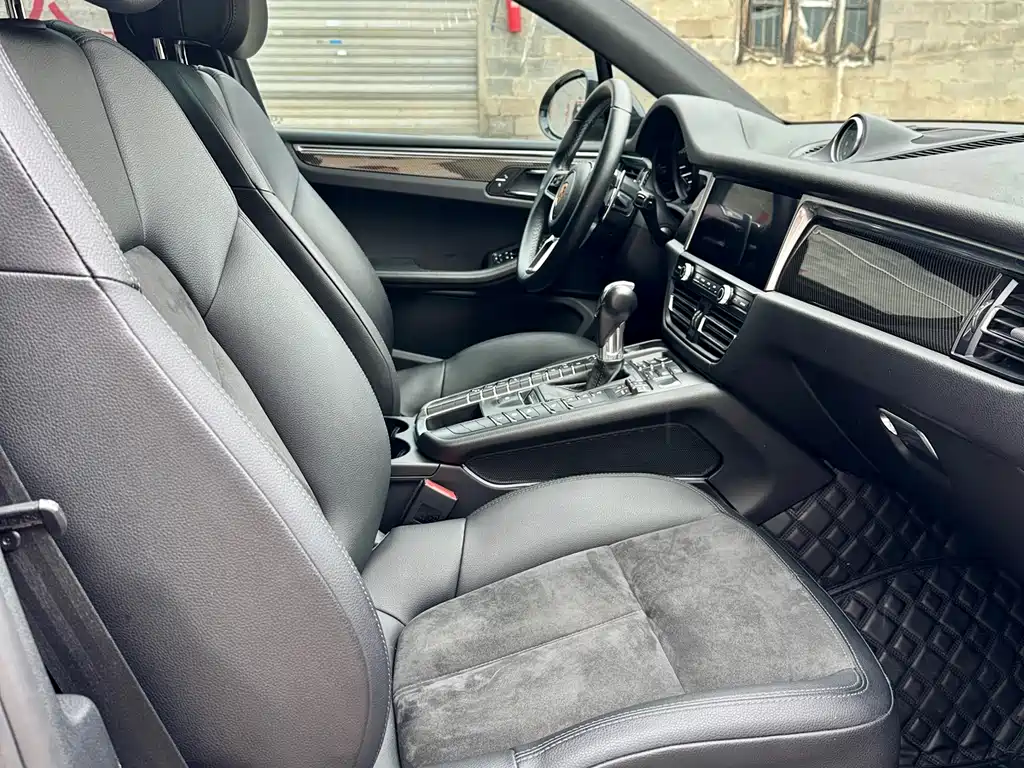 Porsche Macan - фото 10
