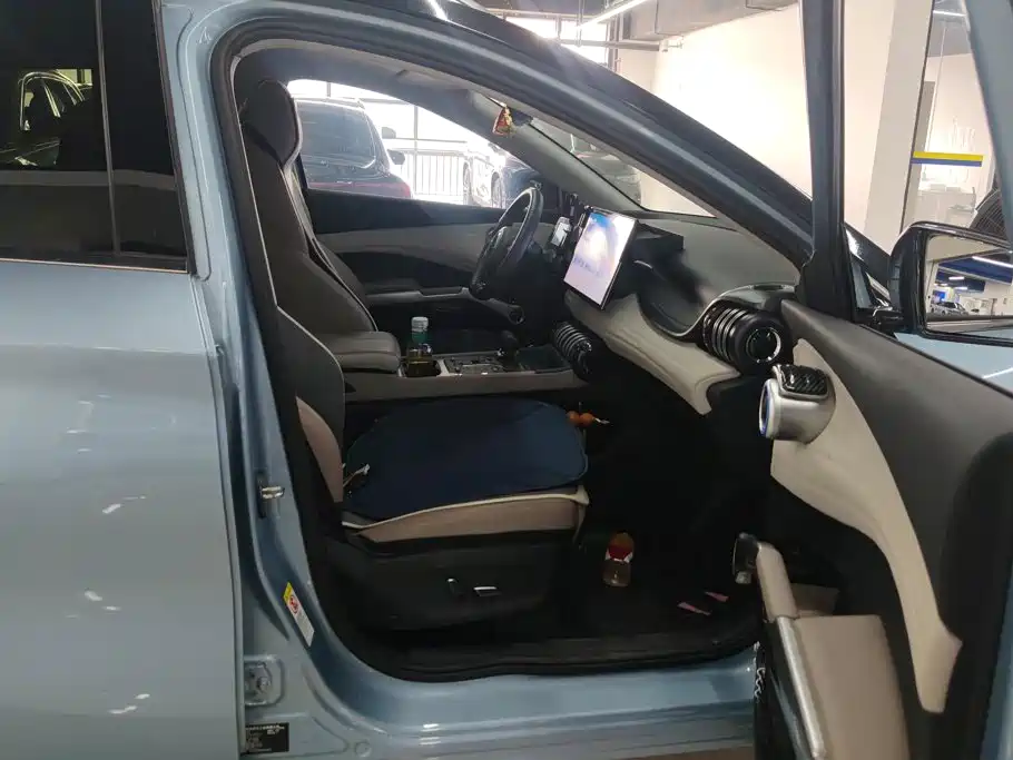 BYD Yuan Plus — миниатюра 8