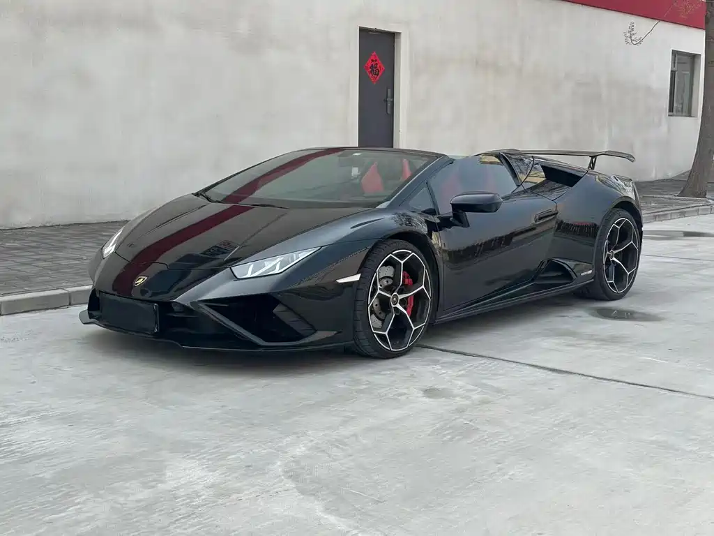 LAMBORGHINI HURACÁN