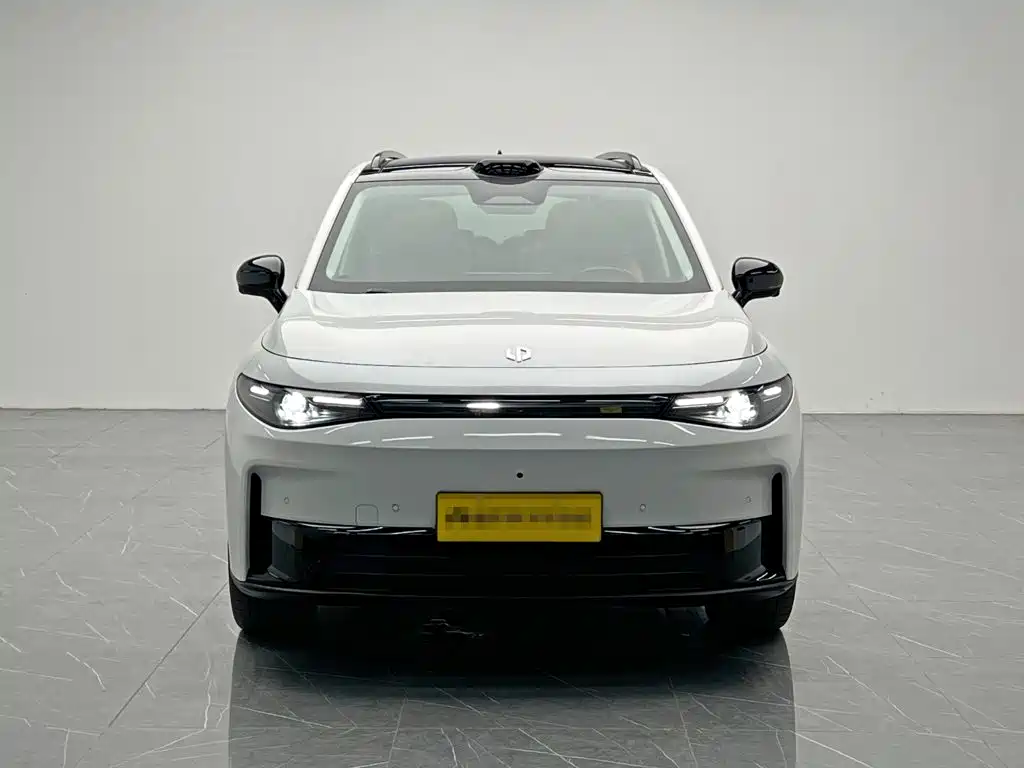 Leapmotor Leapmotor C16 — миниатюра 2