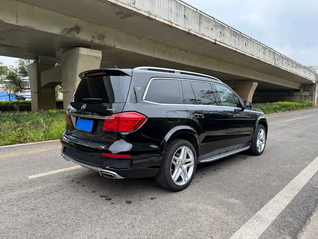 Mercedes-Benz GL-Class — миниатюра 2