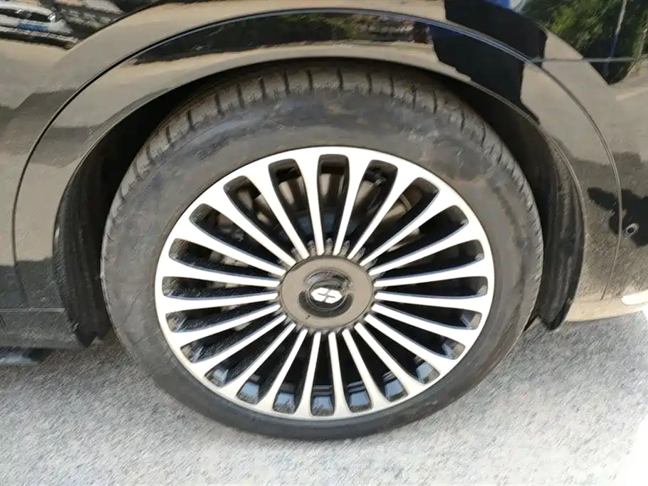 Aito M9 2024 Ultra 52kWh 6 мест