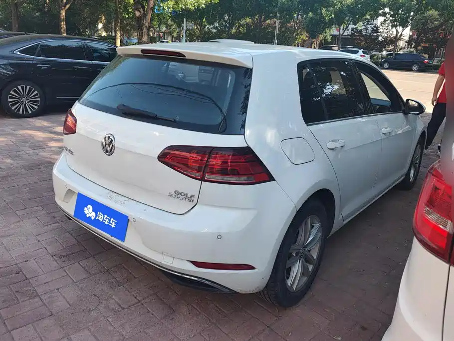Volkswagen Golf — миниатюра 3