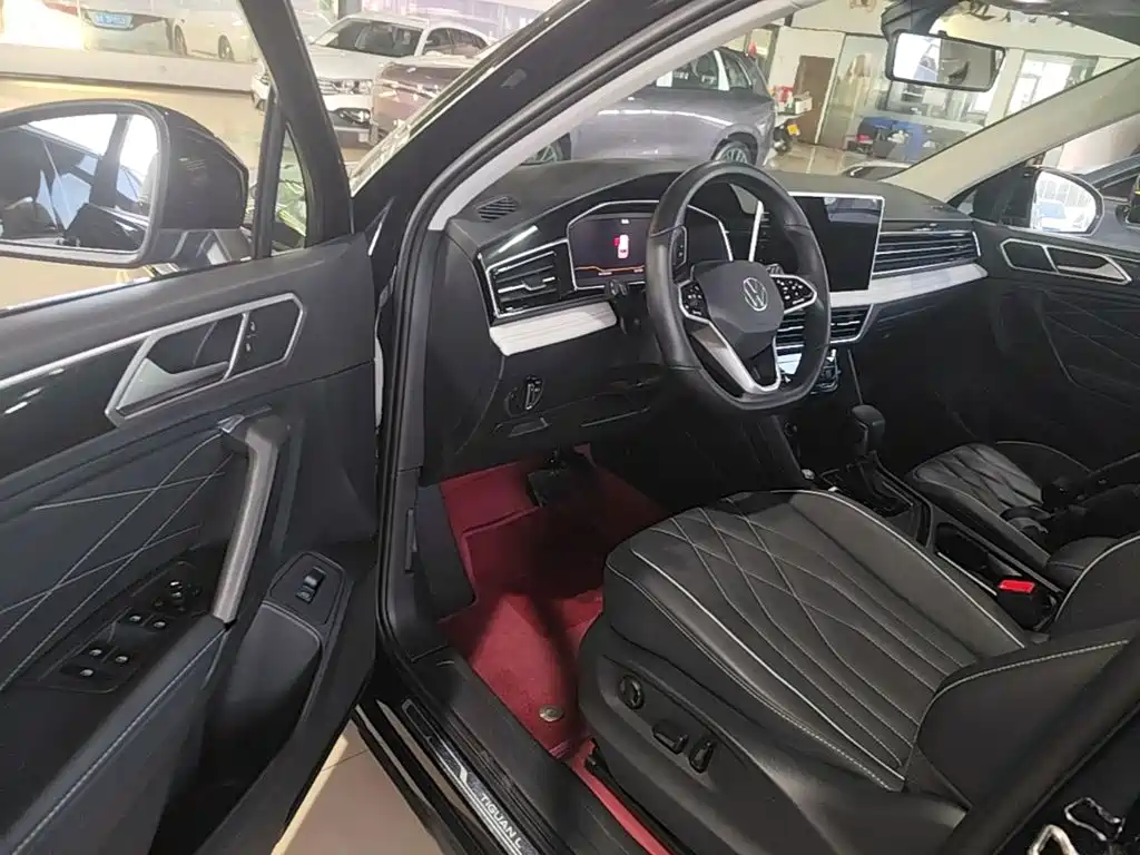 Volkswagen Tiguan L — миниатюра 16