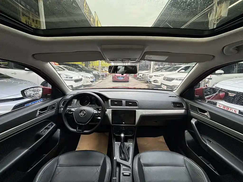 Volkswagen Gran Lavida — миниатюра 9