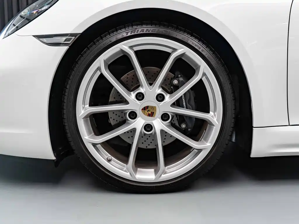 Porsche 718 2022 Spyder 2.0T