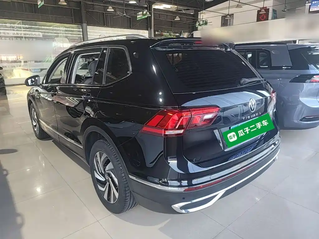 Volkswagen Tiguan L — миниатюра 5