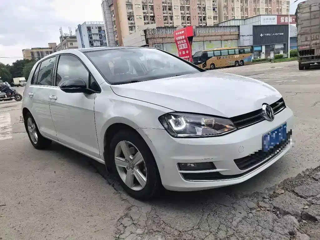 Volkswagen Golf — миниатюра 3