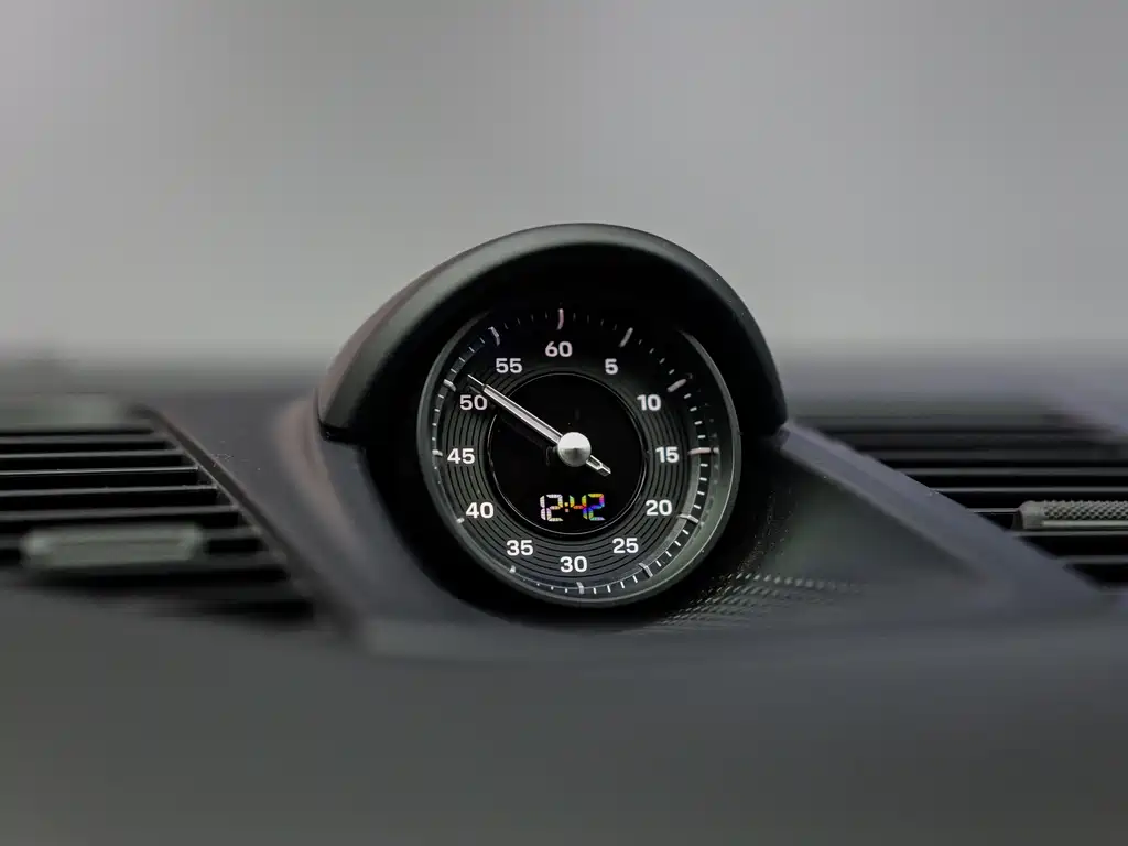 Porsche Panamera — миниатюра 17