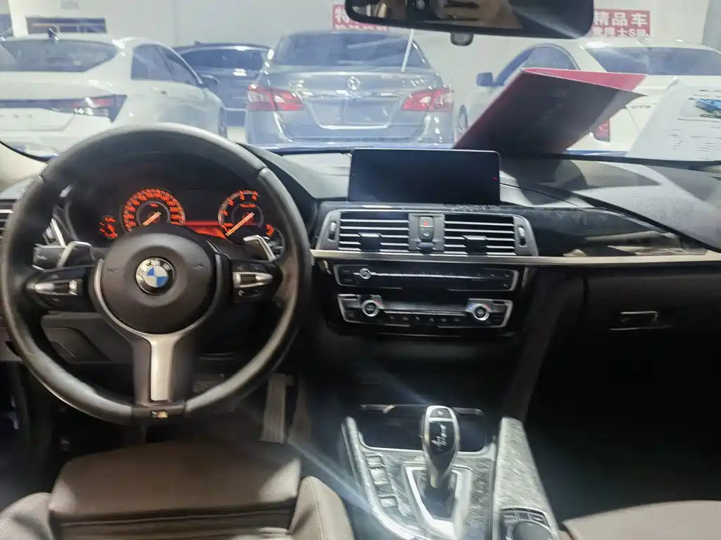 BMW 3 Series — миниатюра 7