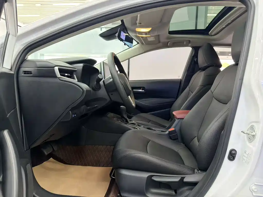 Toyota Corolla — миниатюра 6