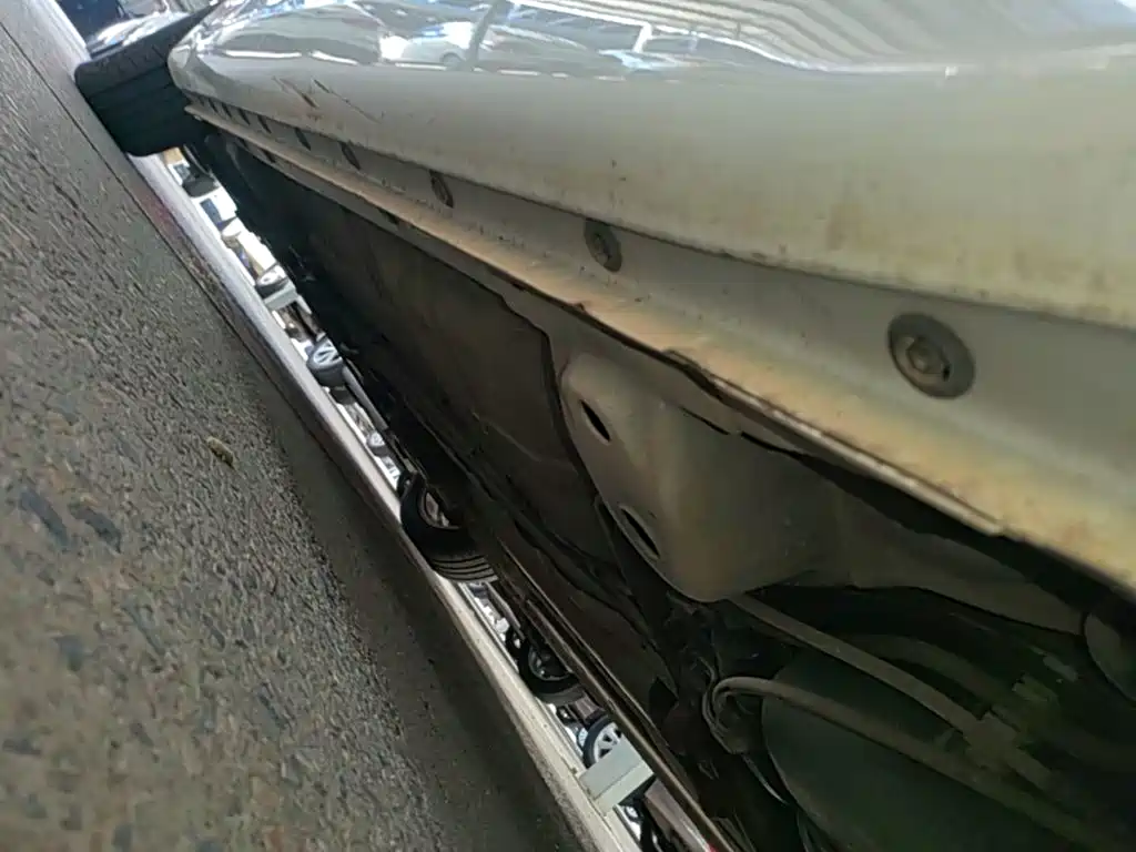 Roewe 360 — миниатюра 22