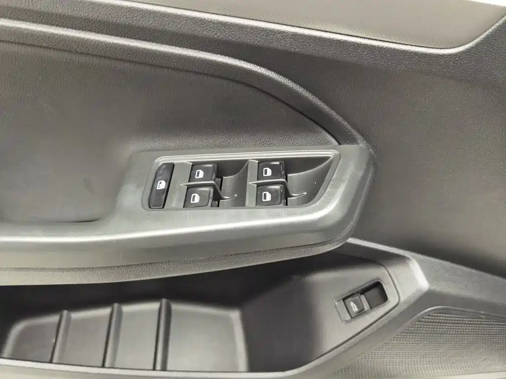 Volkswagen Lavida — миниатюра 9