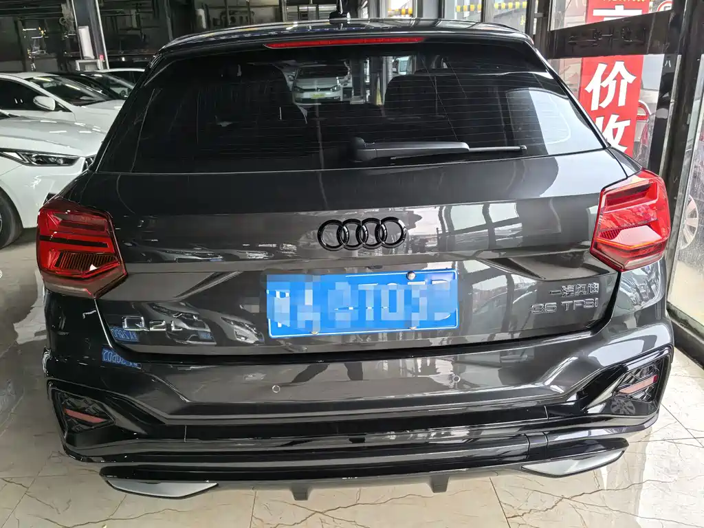 Audi Q2L — миниатюра 5
