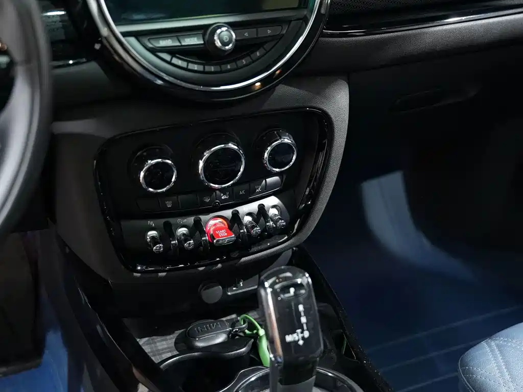 MINI Mini Clubman — миниатюра 17