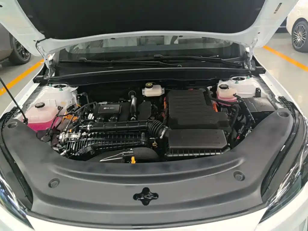 BYD Seal 05 DM-i — миниатюра 20