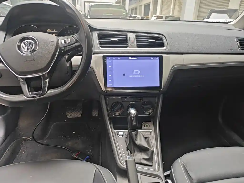Volkswagen Lavida — миниатюра 13