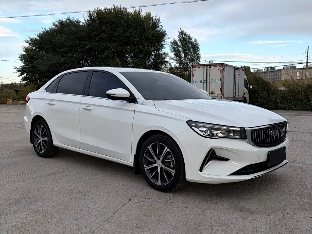 Geely Emgrand — миниатюра 3