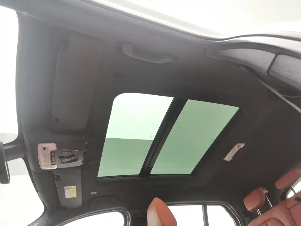 BMW X2 — миниатюра 14