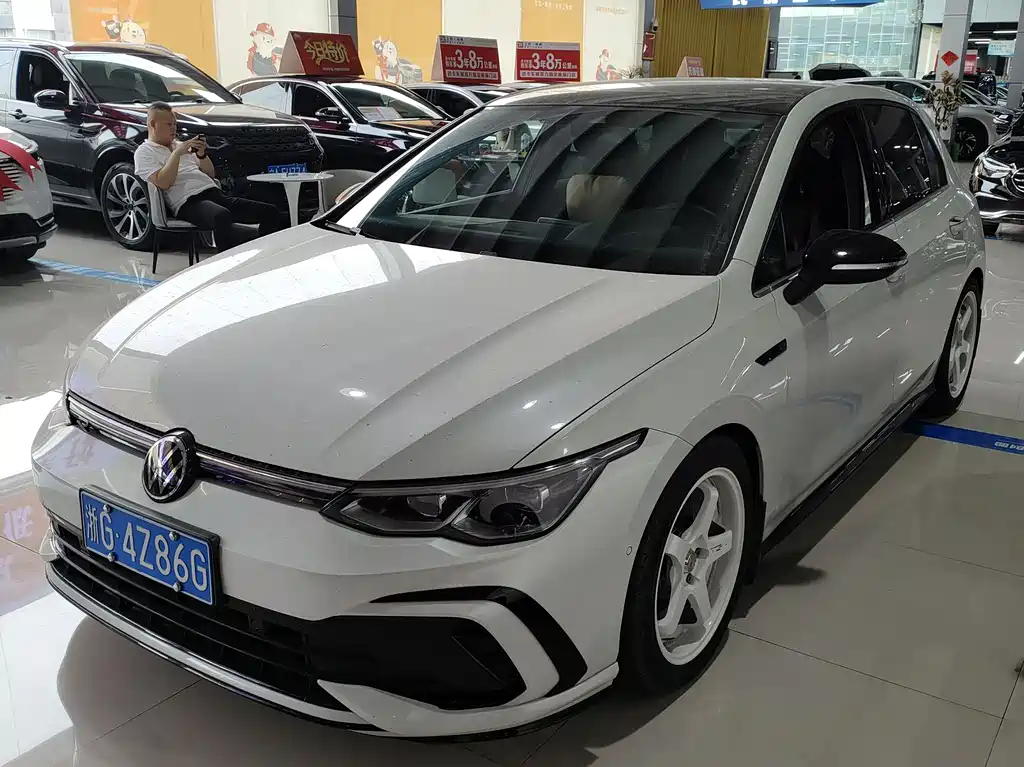 Volkswagen Golf 2022
