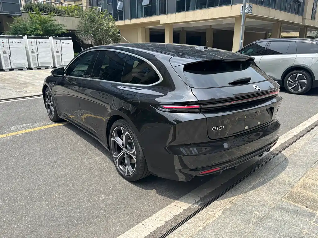 NIO ET5T 2025 75kWh Touring