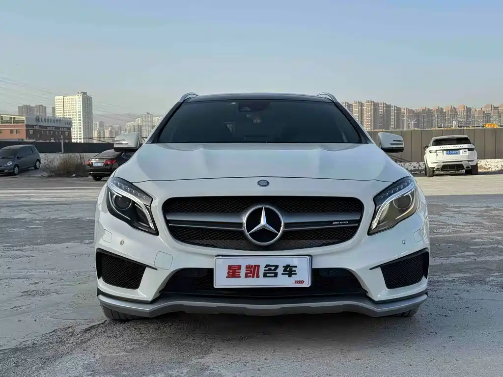 Mercedes-Benz GLA AMG — миниатюра 2