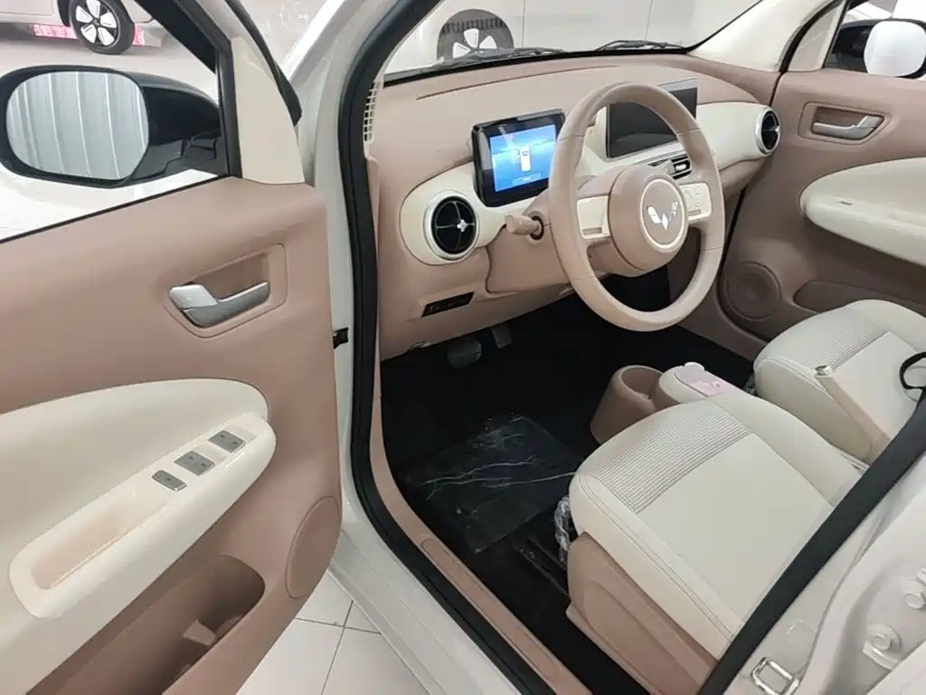 Wuling MINIEV — миниатюра 16