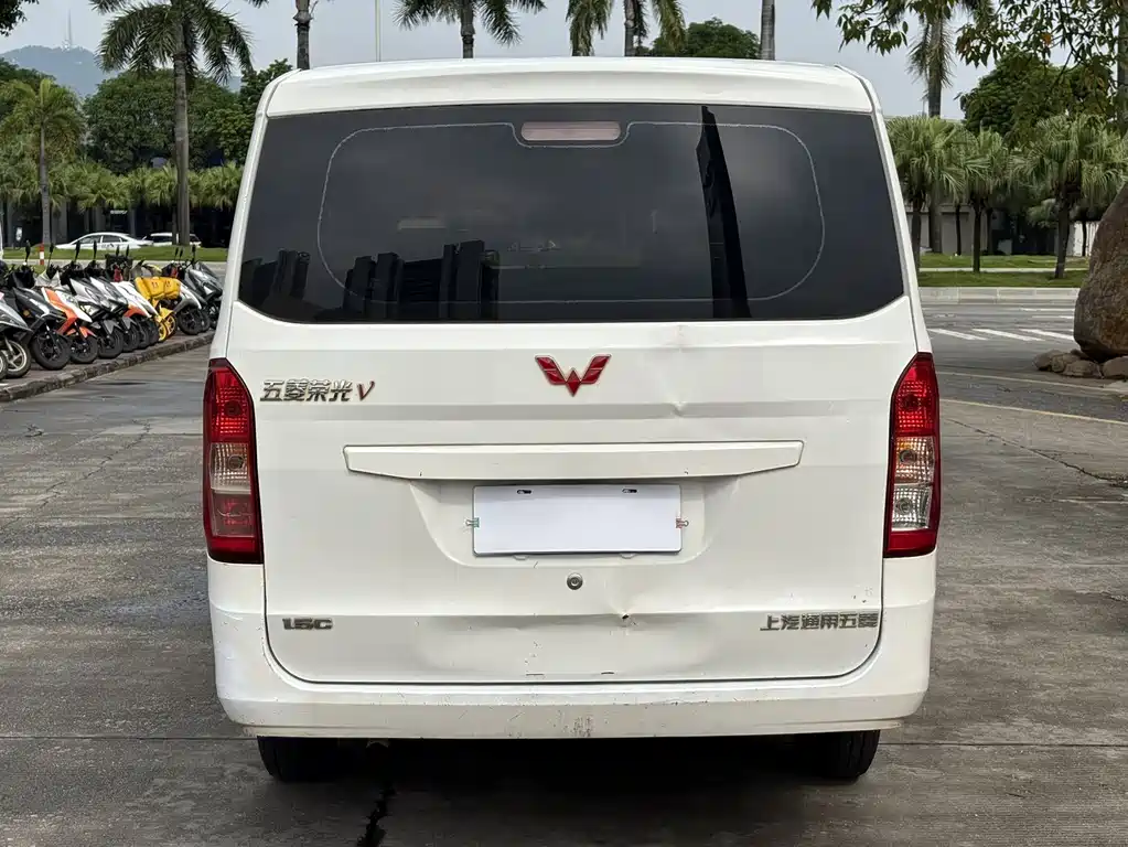 Wuling Rongguang V — миниатюра 9
