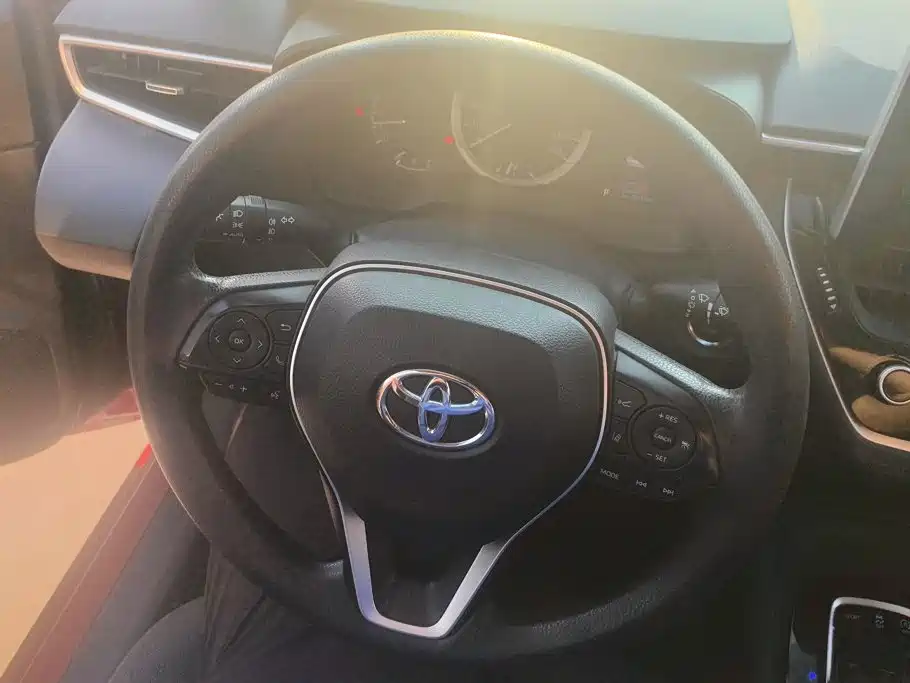 Toyota Corolla — миниатюра 15