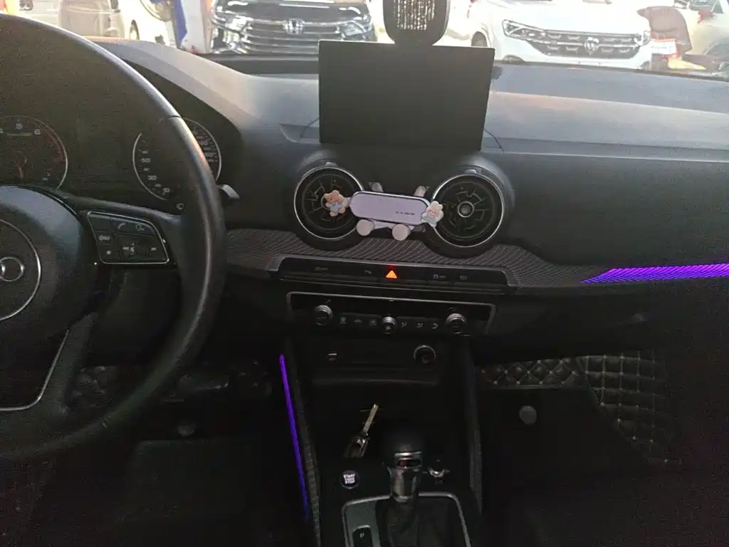 Audi Q2L — миниатюра 13