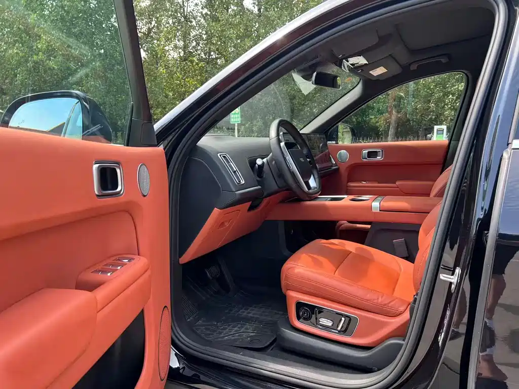 Li Auto Li L8 — миниатюра 12