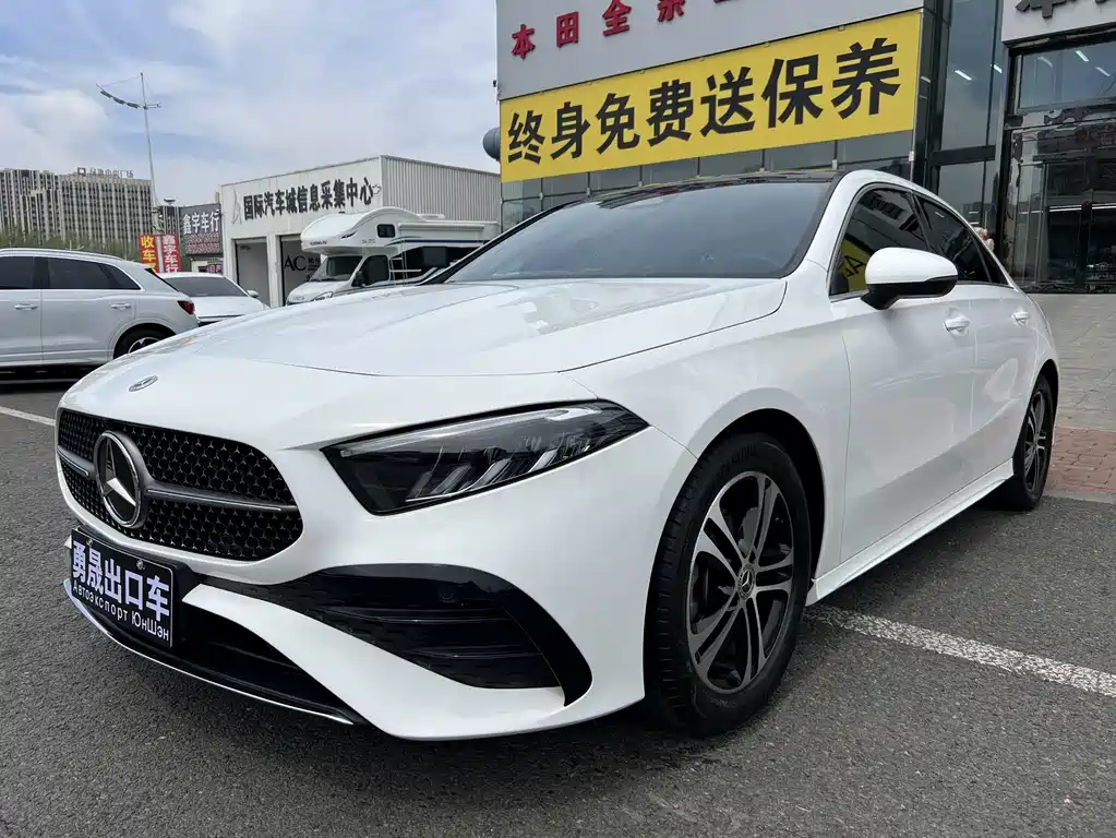 Mercedes-Benz A-Class 2023