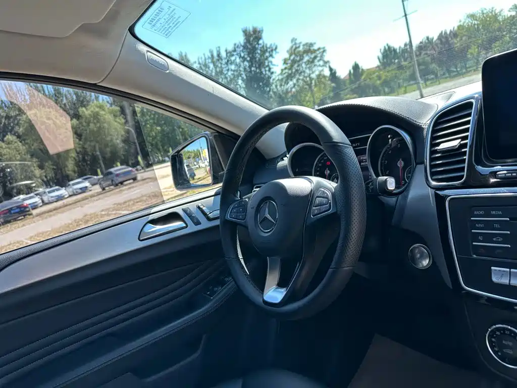 Mercedes-Benz GLE Coupe — миниатюра 18
